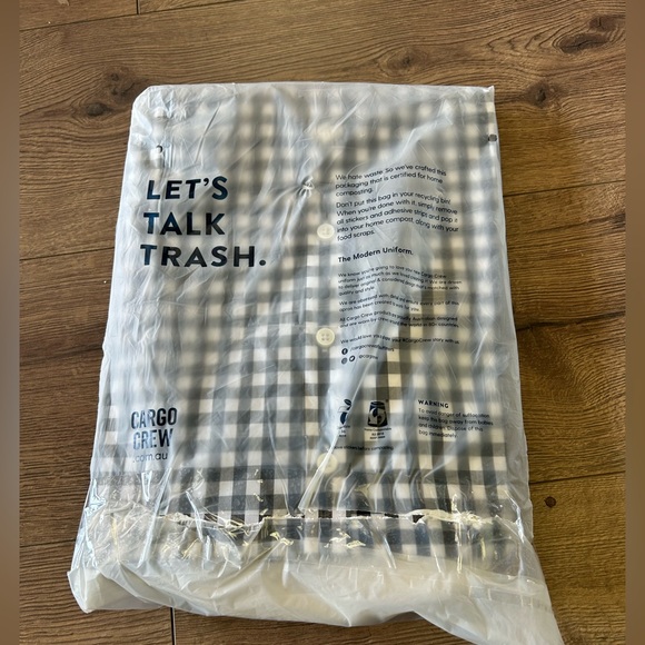 NWT CARGO CREW FRANKIE WOMEN WORK SHIRT SHORT SLEEVES 100% cotton in size 6us - Picture 6 of 6